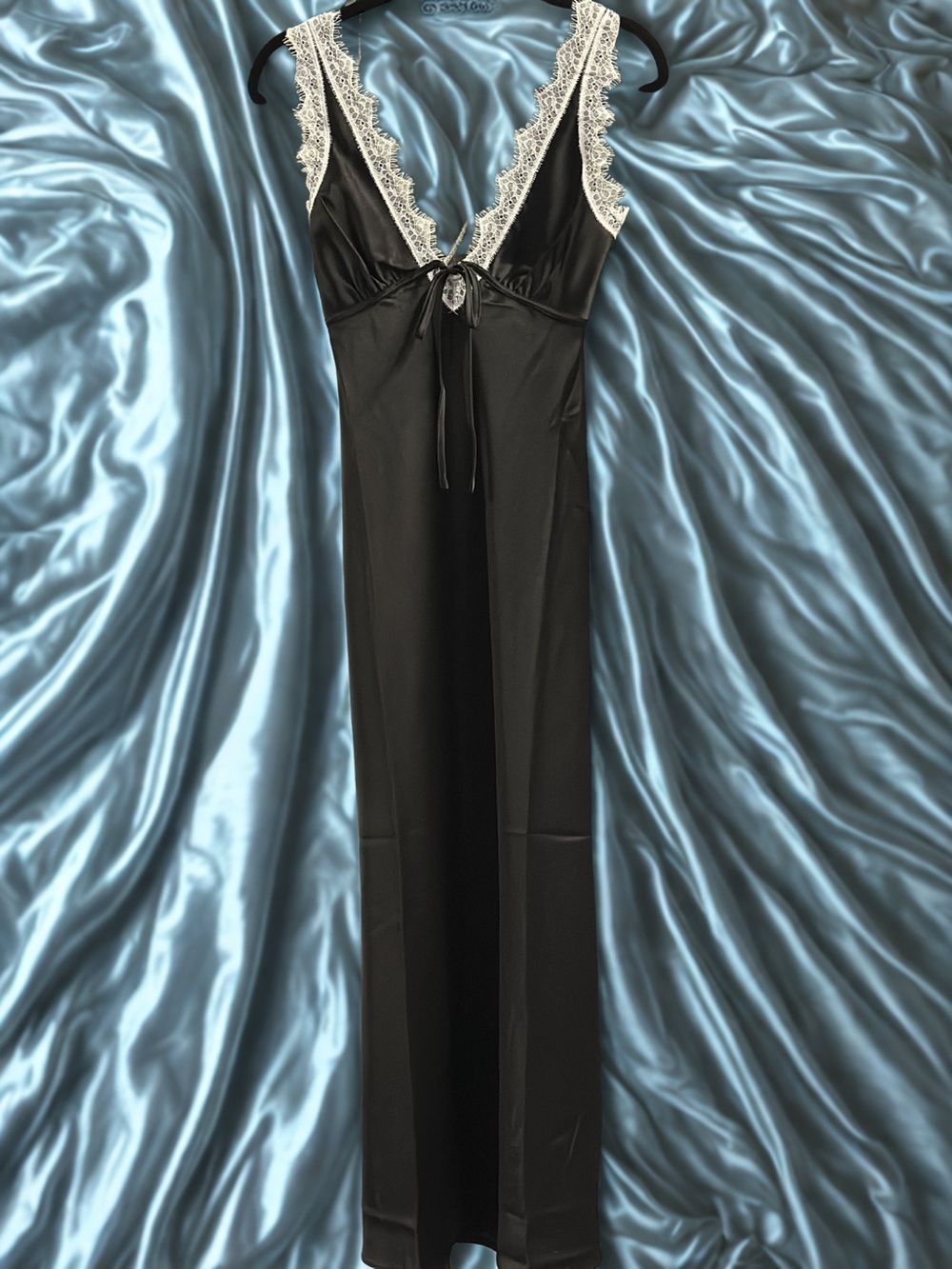 NWT bebe Black Satin & White Lace Maxi Slip Dress XXS